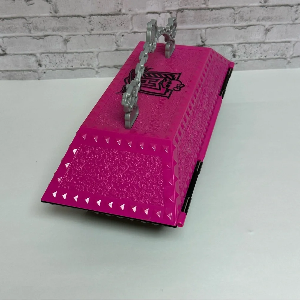 Monster High Authentic Create a Monster Design Lab 2011 Pink Black Coffin Only